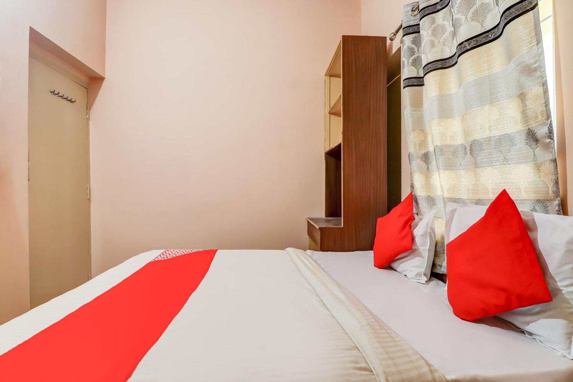 Hotel O Sidhu Kanhu & Banquet Ráncsí Kültér fotó